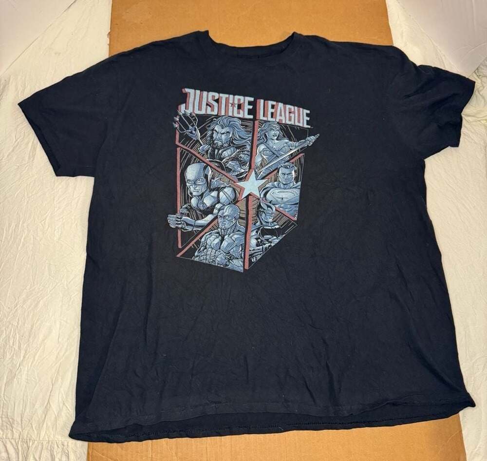 Funko Justice League Legion of Collectors Graphic T-Shirt Black 2X-Large